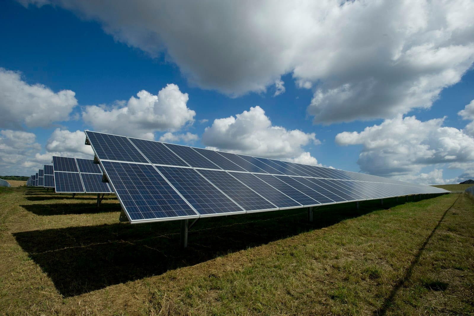 Solar Incentives for East End Homeowners in 2026